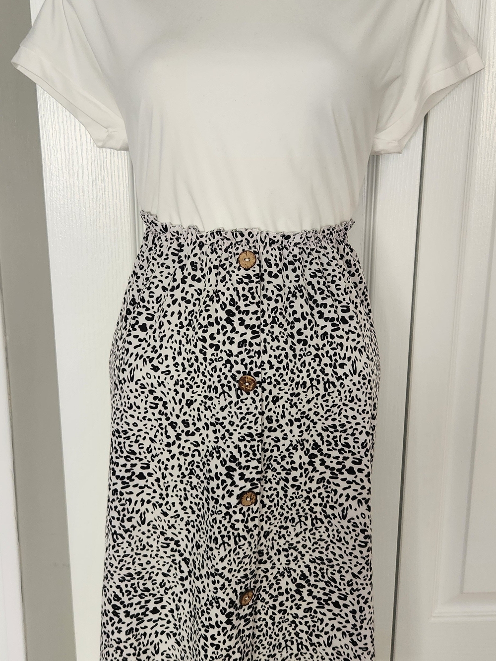 High-Waist Black & White Leopard Button-Front Skirt
